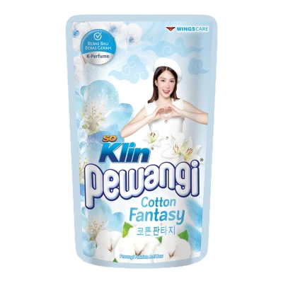 Soklin Pewangi Cotton Fantasy 780ml